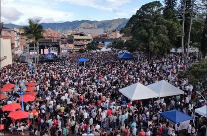Imagen de  El Carmen de Viboral celebró sus Fiestas del Campesino 2024 con un rotundo éxito