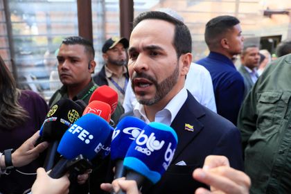 Imagen de De la Espriella solicita a su ministro de Hacienda iniciar agenda para «refinanciar» la deuda de Colombia
