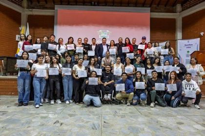 Imagen de Entregaron 50 nuevas becas universitarias en Guarne: el programa ya suma 150 beneficiarios