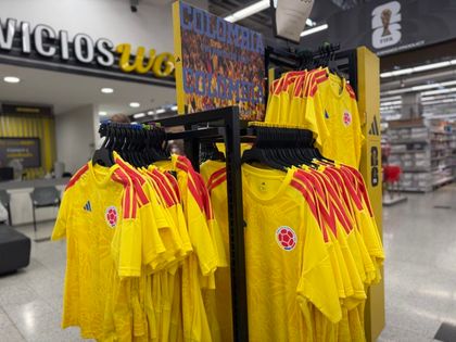 Imagen de  Grupo Éxito regalará 150.000 álbumes Panini para el Mundial 2026