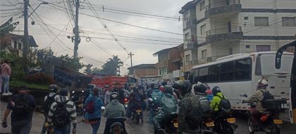 Imagen de  Puntos con afectaciones en la movilidad en el Oriente por paro de camioneros