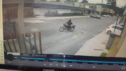 Imagen de Cuando salía para su trabajo, a una mujer le robaron la moto y otros elementos de valor en La Unión