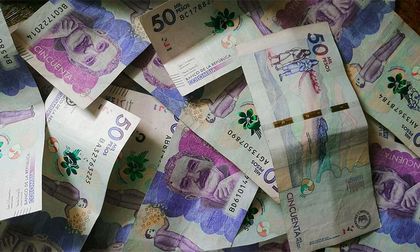 ¿Aumentar impuestos o parar la robadera?