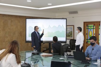 Imagen de Gobernador propone toque de queda en Antioquia para el puente de Halloween