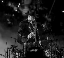 Homenaje póstumo a Yeison Jiménez reúne miles de seguidores en el Movistar Arena