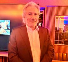 “Descubre tu Alegría” una invitación a mirar hacia adentro que es donde vive la alegría