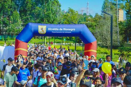 Imagen de Rionegro inicia celebración del Mes de la Infancia con una caminata masiva en el casco urbano