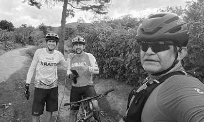 Asesinados de tres ciclistas en Cauca