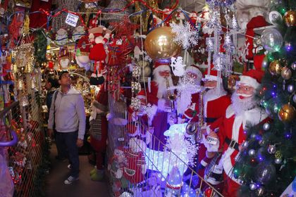 Imagen de  Fenalco advierte que precio histórico del dólar afectaría las compras navideñas