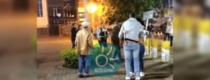 Imagen de Conductor presuntamente borracho agredió a dos agentes de tránsito en El Carmen