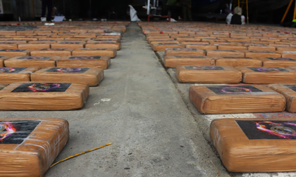 Armada incauta más de dos toneladas de cocaína en el Pacífico