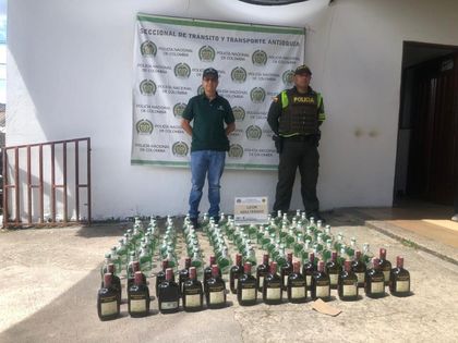 Imagen de Este año han incautado 3 000 unidades de licor y 24 000 cajetillas de cigarrillos falsificados o de contrabando en Antioquia