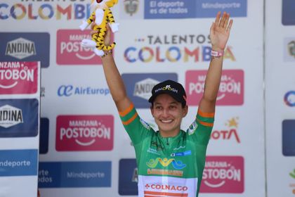 Imagen de  Katherin Montoya, campeona de los Sprints Especiales en la Vuelta a Colombia Femenina
