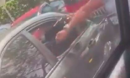 Volvieron los motoladrones al sur de Cali: intento de atraco en semáforo de Valle del Lili que quedó registrado en video