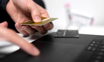 Aumentan fraudes con tarjetas bancarias: estos son los errores que muchos siguen cometiendo