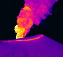 Aumentan emisiones de ceniza y gases del volcán Puracé