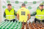 Imagen de En Santo Domingo capturaron un hombre que transportaba 120 botellas de licor adulterado desde Medellín a Segovia