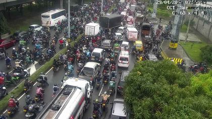 Imagen de  Caos en Medellín por las lluvias: conozca vías inundadas y estado del Metro