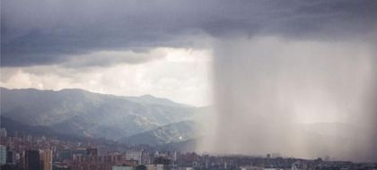 Imagen de  Fuertes lluvias en Medellín generaron la cancelación de ocho vuelos que llegaban y salían del Olaya Herrera