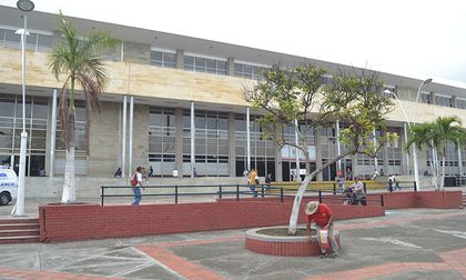 Yumbo prohíbe el parrillero hombre y decreta medidas nocturnas