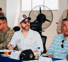 De la Espriella ordena operativos contra migrantes ilegales y anuncia deportaciones