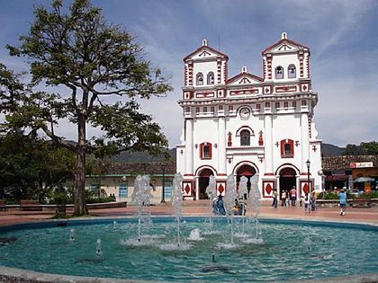 Imagen de  Guatapé se prepara para las XXII Fiestas de los Zócalos, el Turismo y el Embalse