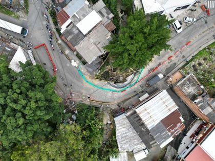 Imagen de  Fue habilitado carril unidireccional para motos y peatones por emergencia en el puente La Limona, entre Itagüí y San Antonio de Prado