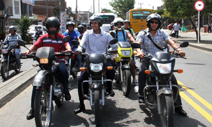 Uno de cada tres hogares colombianos tiene motocicleta