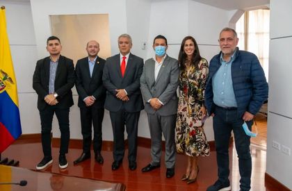 Imagen de  Duque promete $30 mil millones para Rionegro