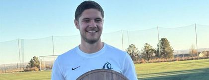 Imagen de De Marinilla a Estados Unidos: la historia de Juan Pablo Pineda, el joven que transformó los golpes del fútbol en oportunidades de vida