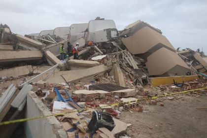 Imagen de  Los muertos por los terremotos en Venezuela suben 215 hasta los 4.333